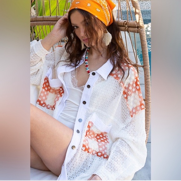 POL Oversized Lace Button Up Top - Picture 1 of 9